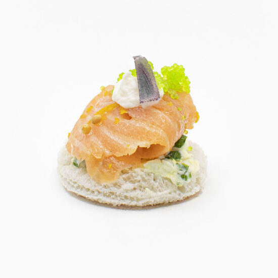 Canapé Lachs.jpg