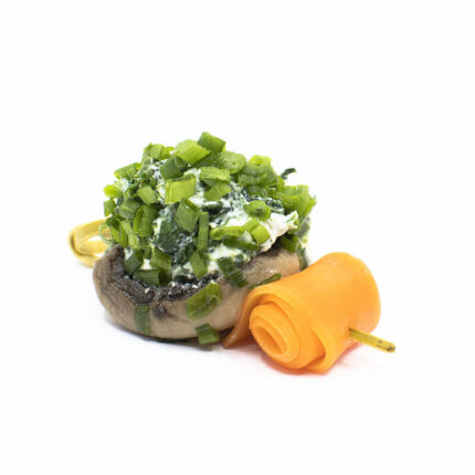 Bambusspießchen: Champignon mit Kräuterricotta