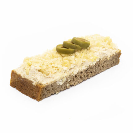 Bauernbrotstreifen: Tofu-Mandelmousse