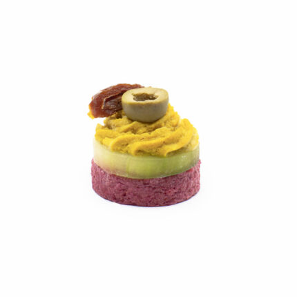 Rote Rüben-Kren-Polenta-Canapé: Curry-Humus mit Tahin