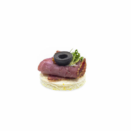 Canapé klassisch: Pastrami mit Krengervais