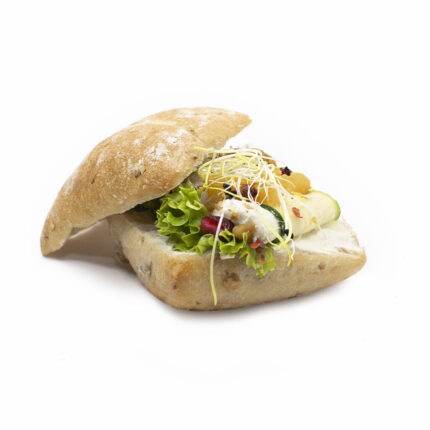 Ziegenkäse-Zucchiniröllchen mit Safran-Birnen-Relish & Granatapfel